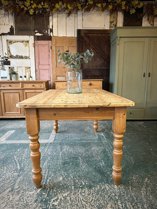 Rustic farmhouse table 6 seater
