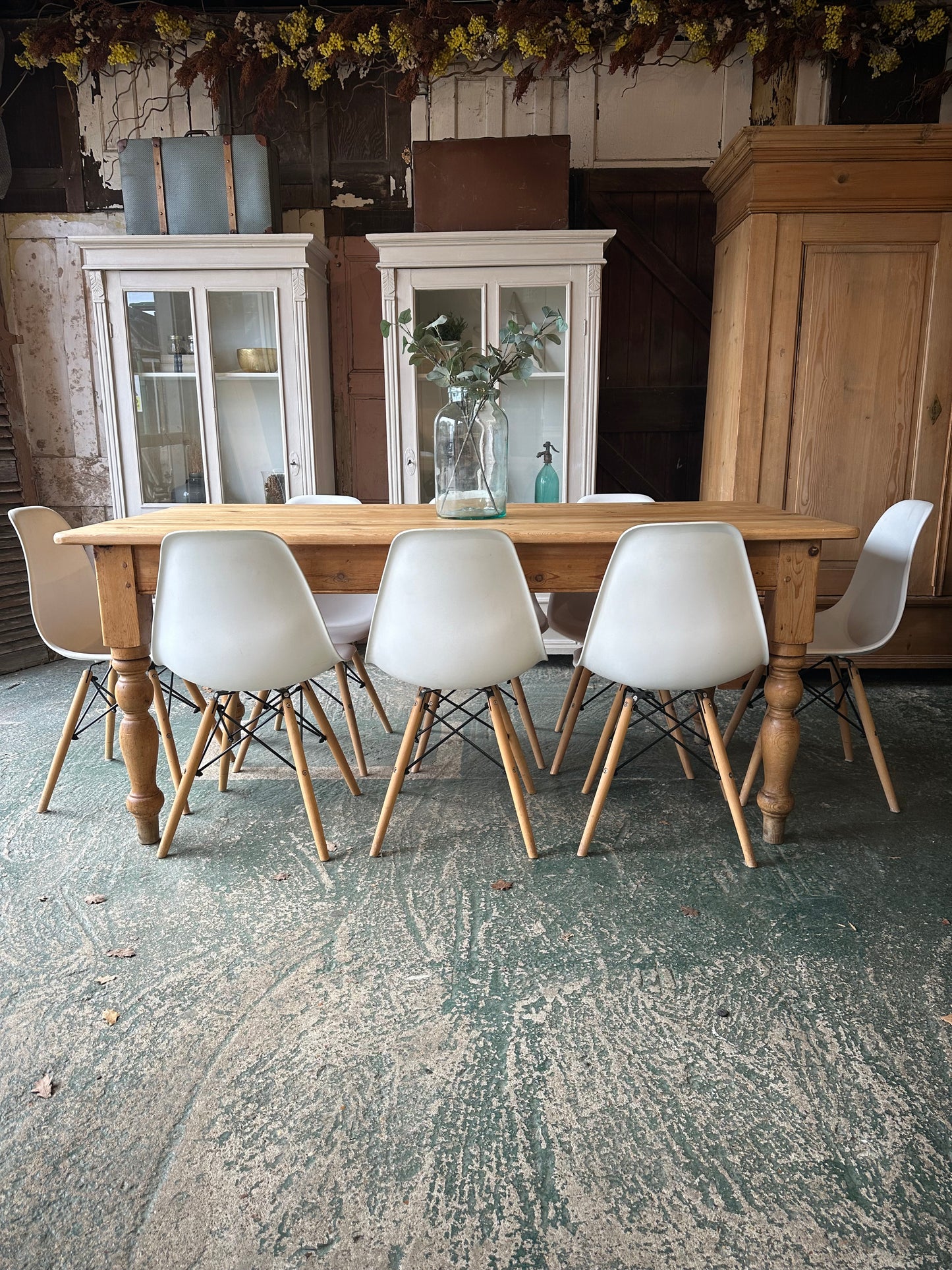 Rustic farmhouse table 8 seater