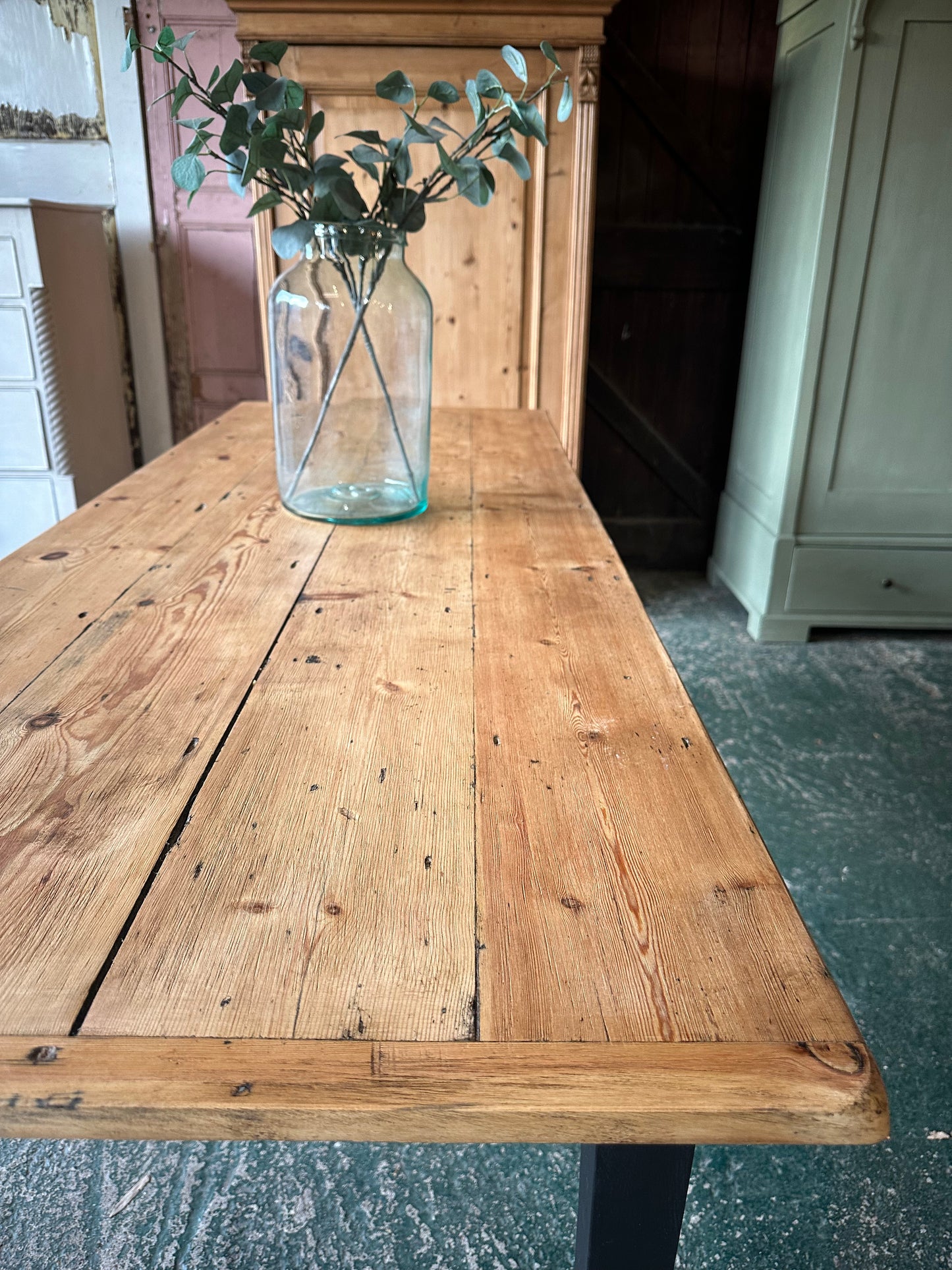 Rustic farmhouse table large 6 seater