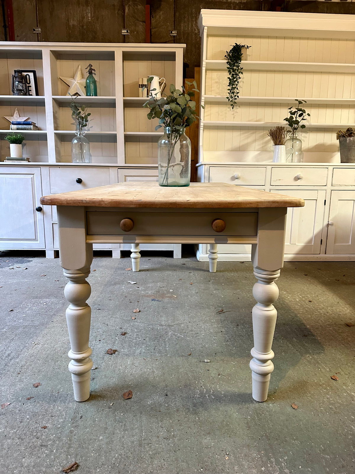 Farmhouse table 8 seater