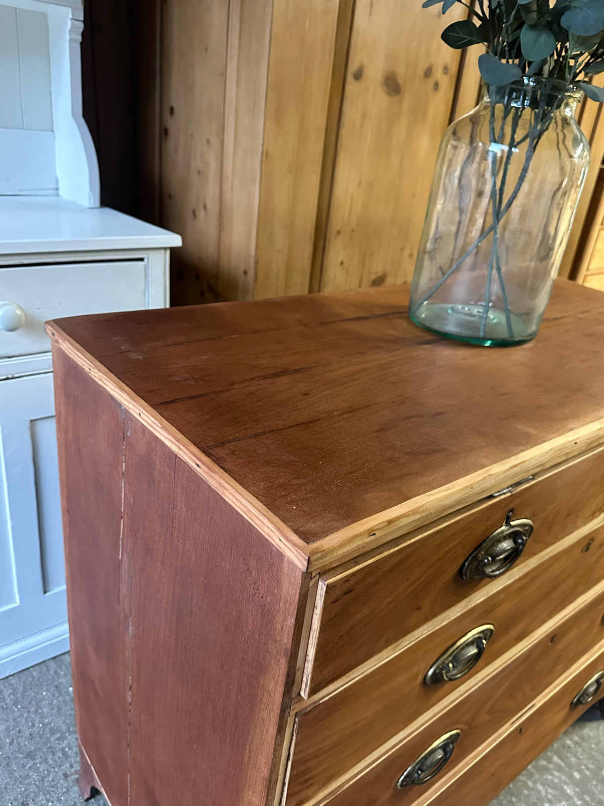Vintage chest of drawers