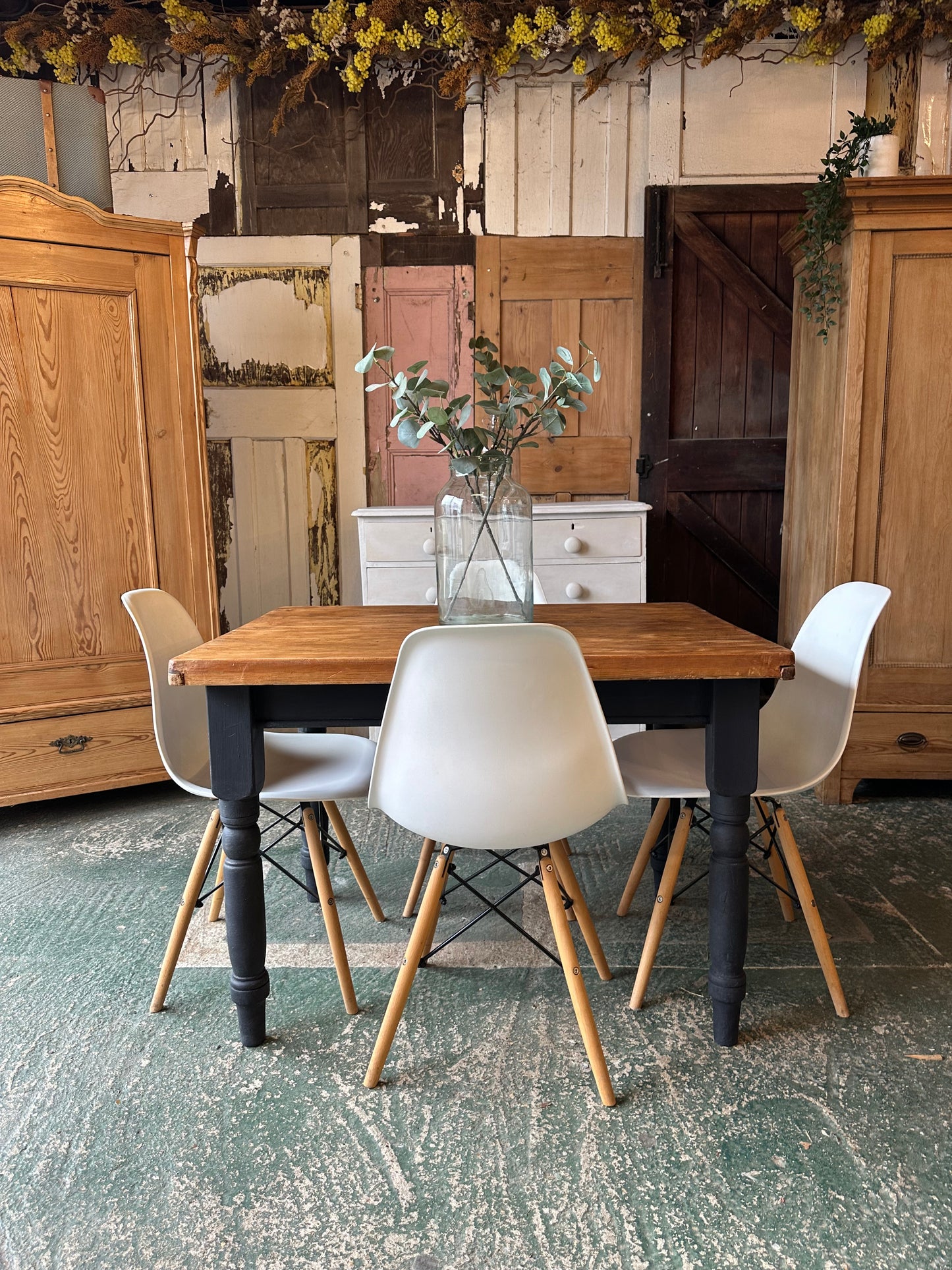 Rustic farmhouse table 4 seater