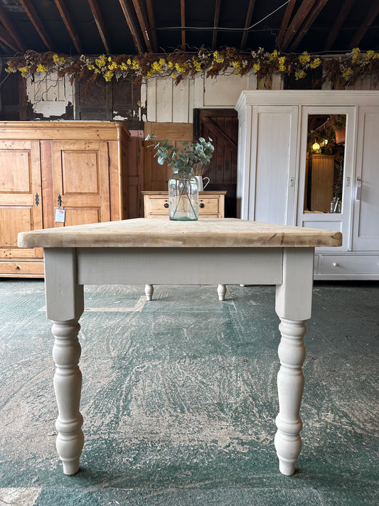 Rustic farmhouse table 10 seater
