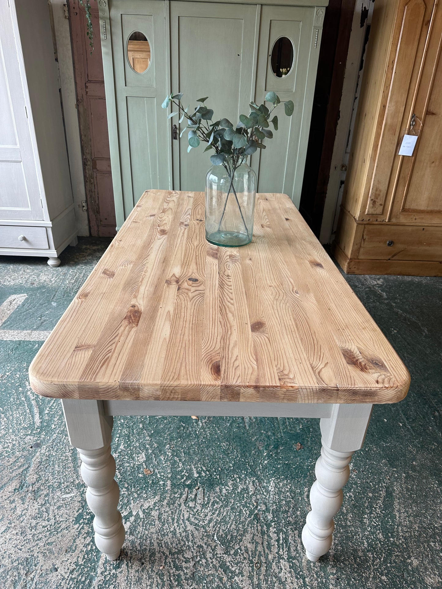 Farmhouse table 8 seater