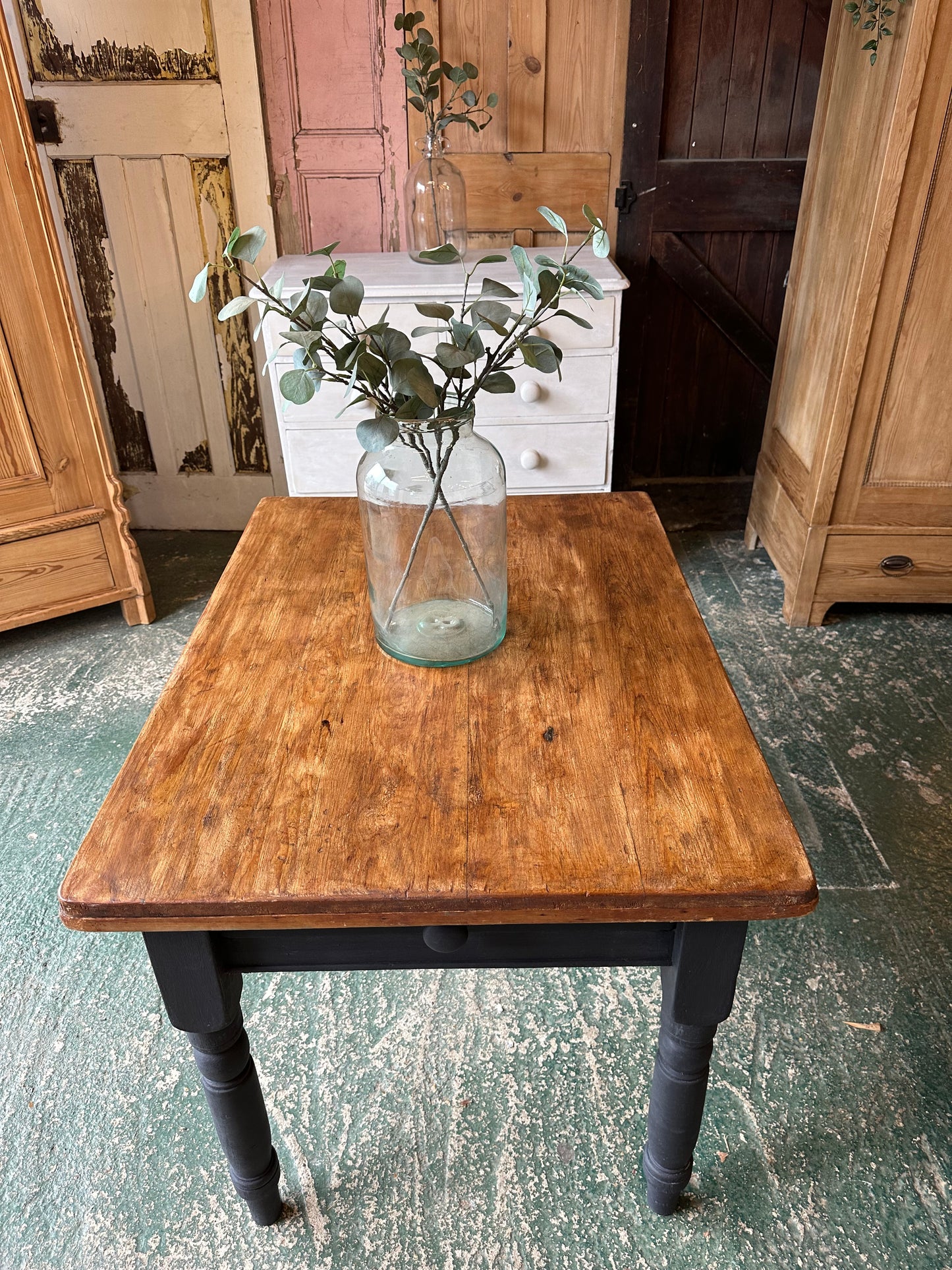 Rustic farmhouse table 4 seater