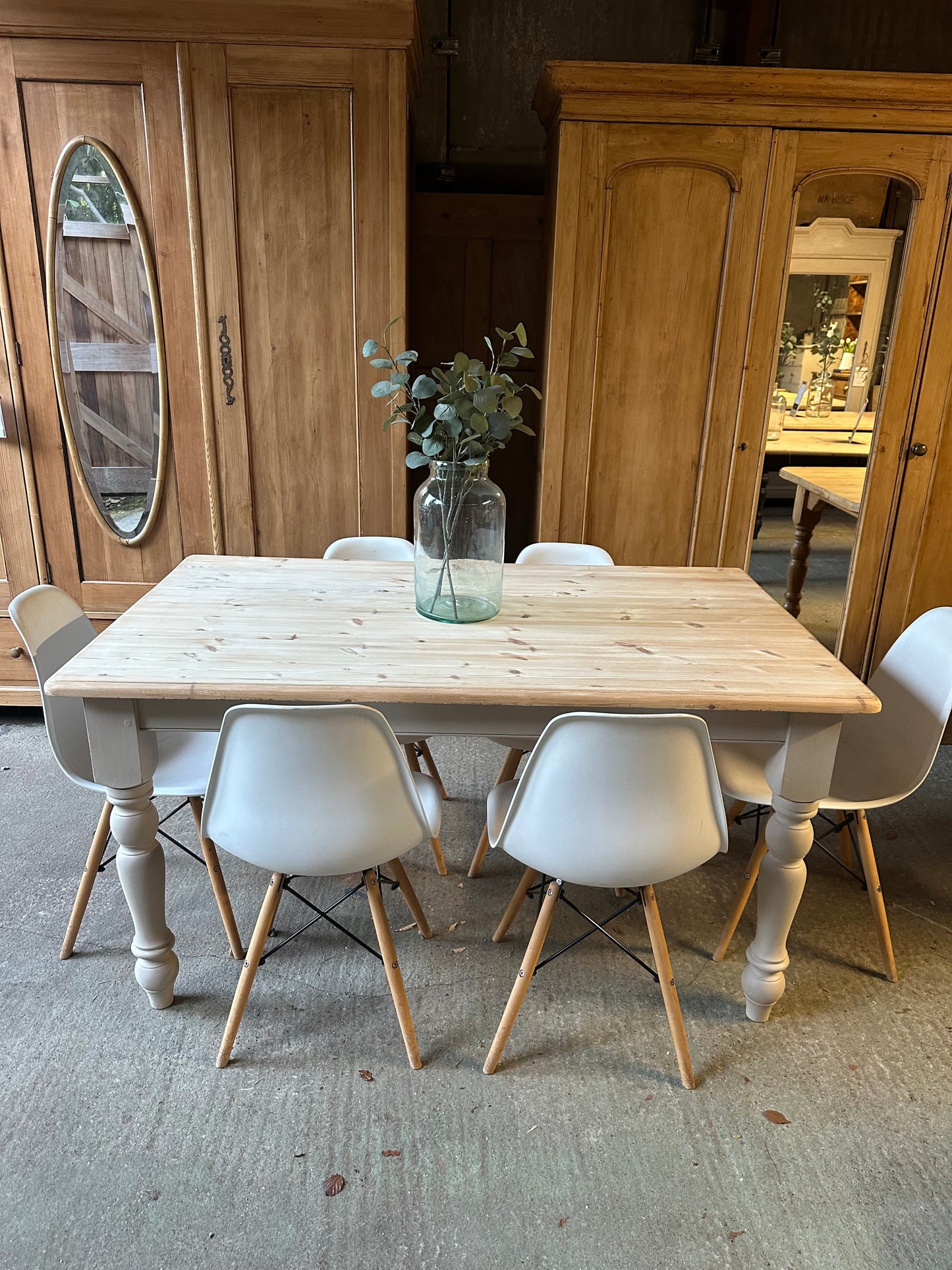 Farmhouse table 6 seater
