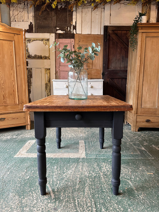 Rustic farmhouse table 4 seater