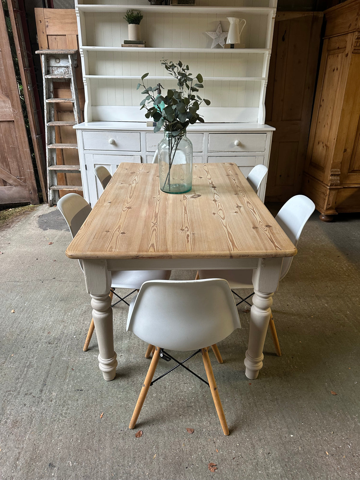 Farmhouse table 6 seater