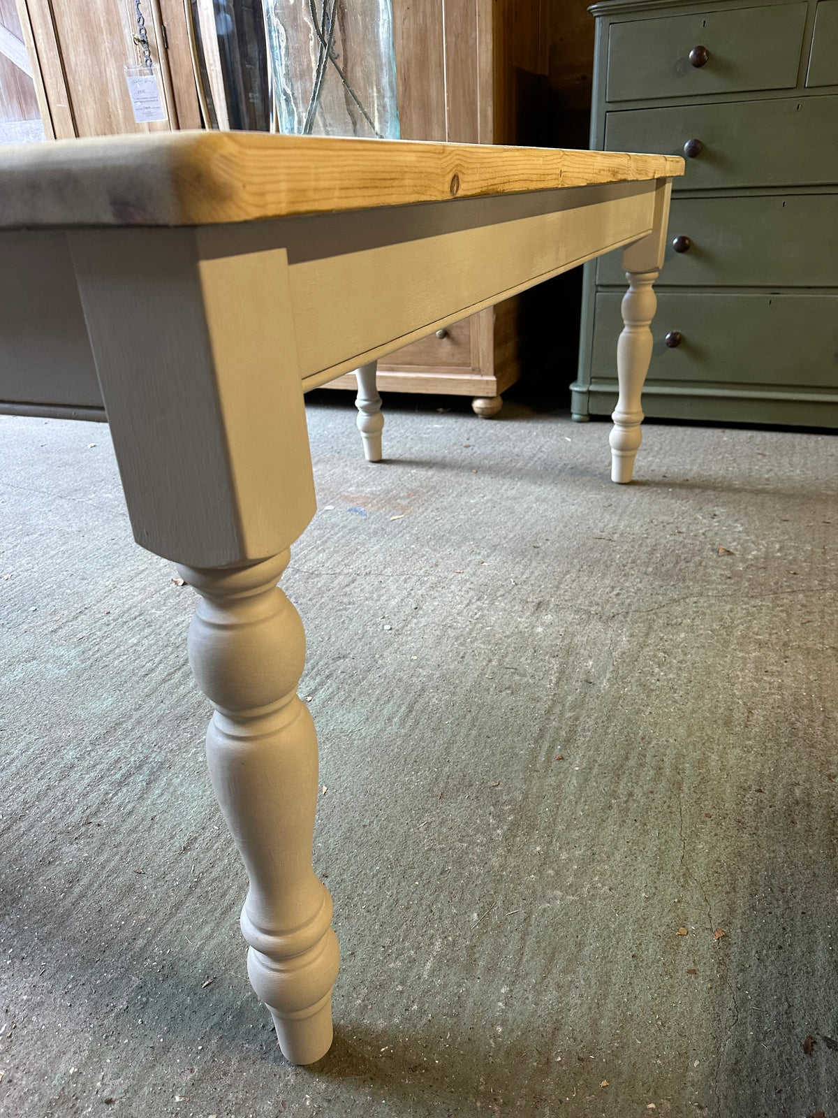 Farmhouse table 8 seater