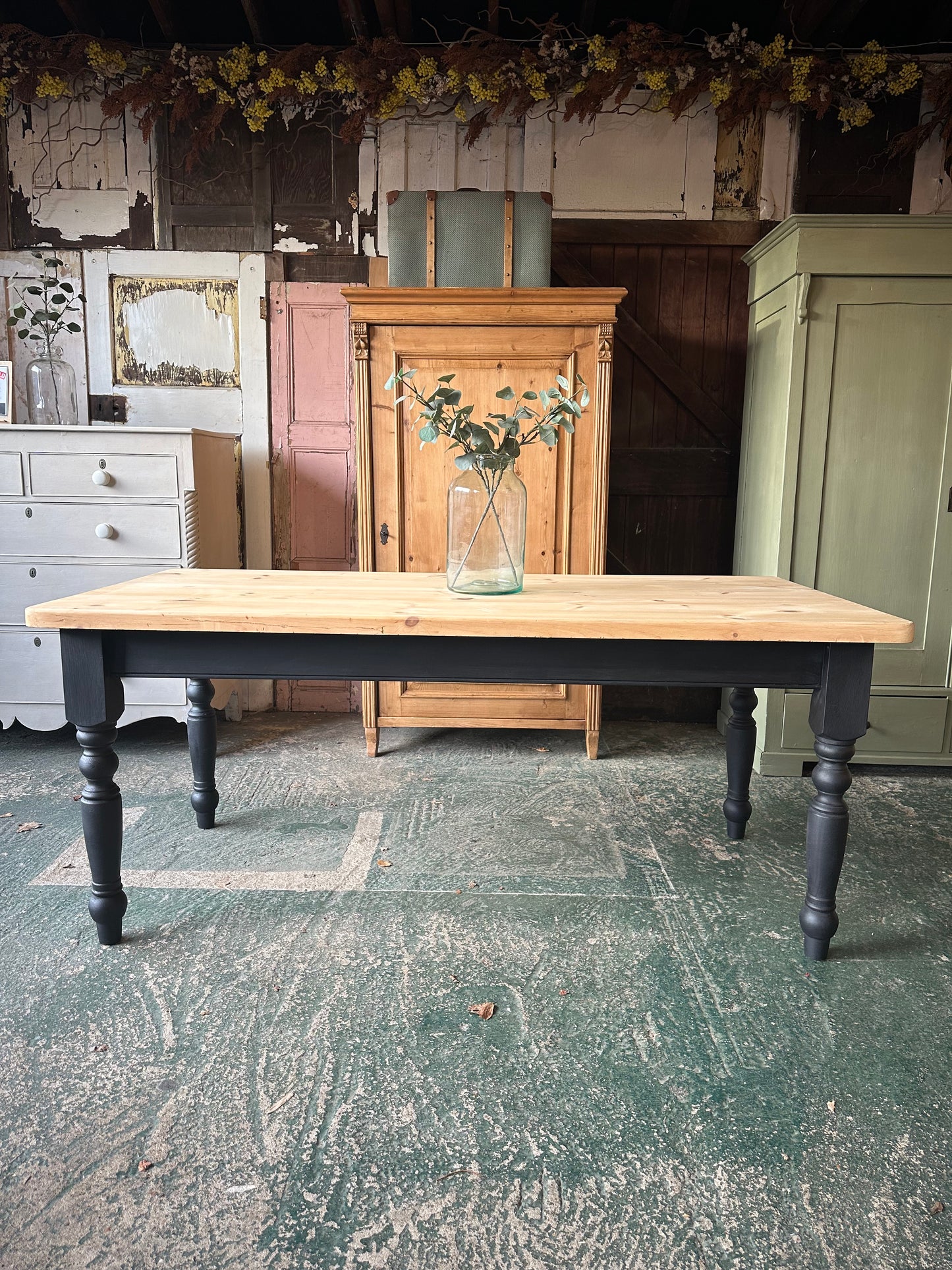 Farmhouse table 8 seater