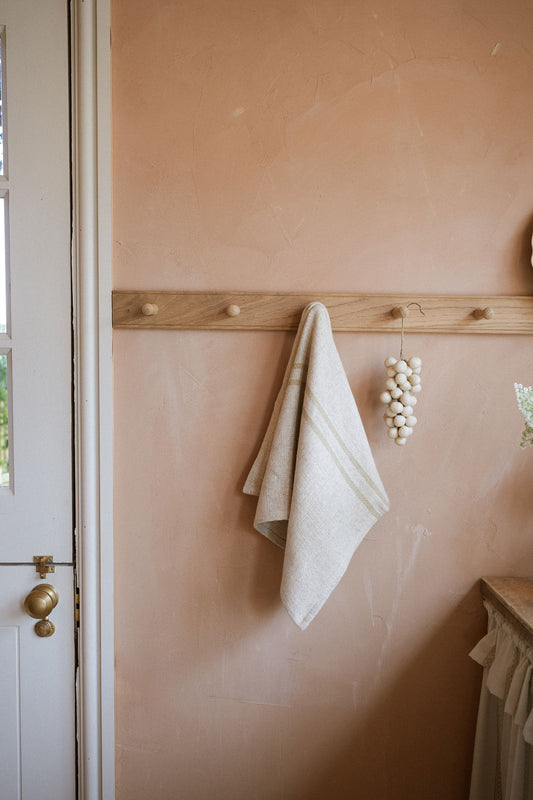 The Timeless Linen Hand/ Tea Towel Antique Cream 50x80cm