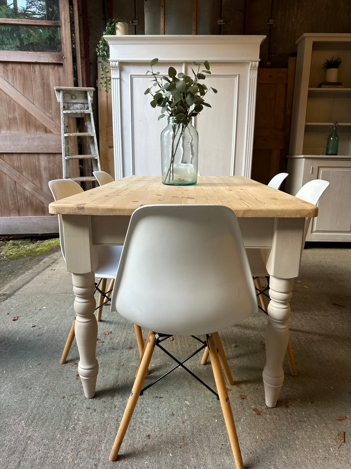 Farmhouse table 6 seater