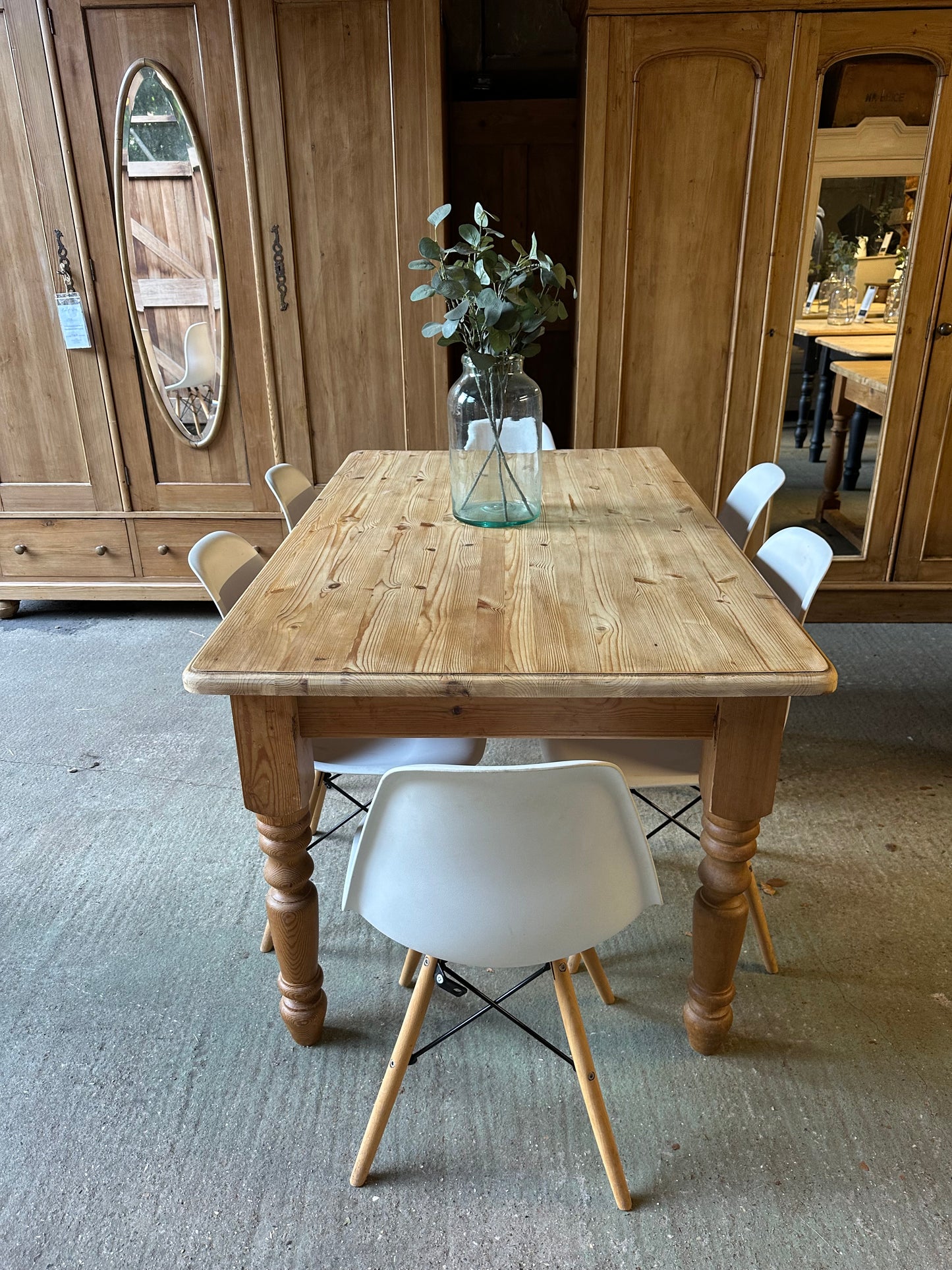 Farmhouse table 6 seater