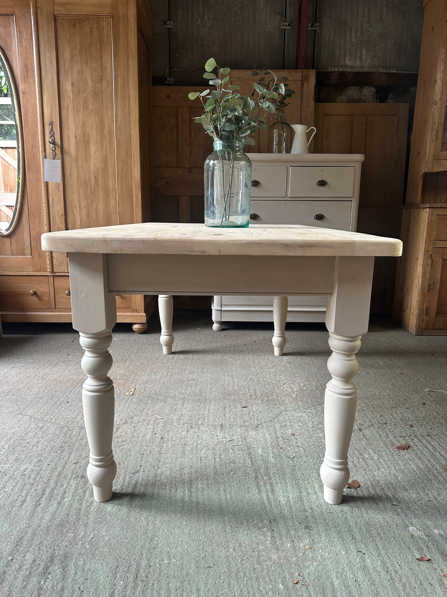 Farmhouse table 6 seater