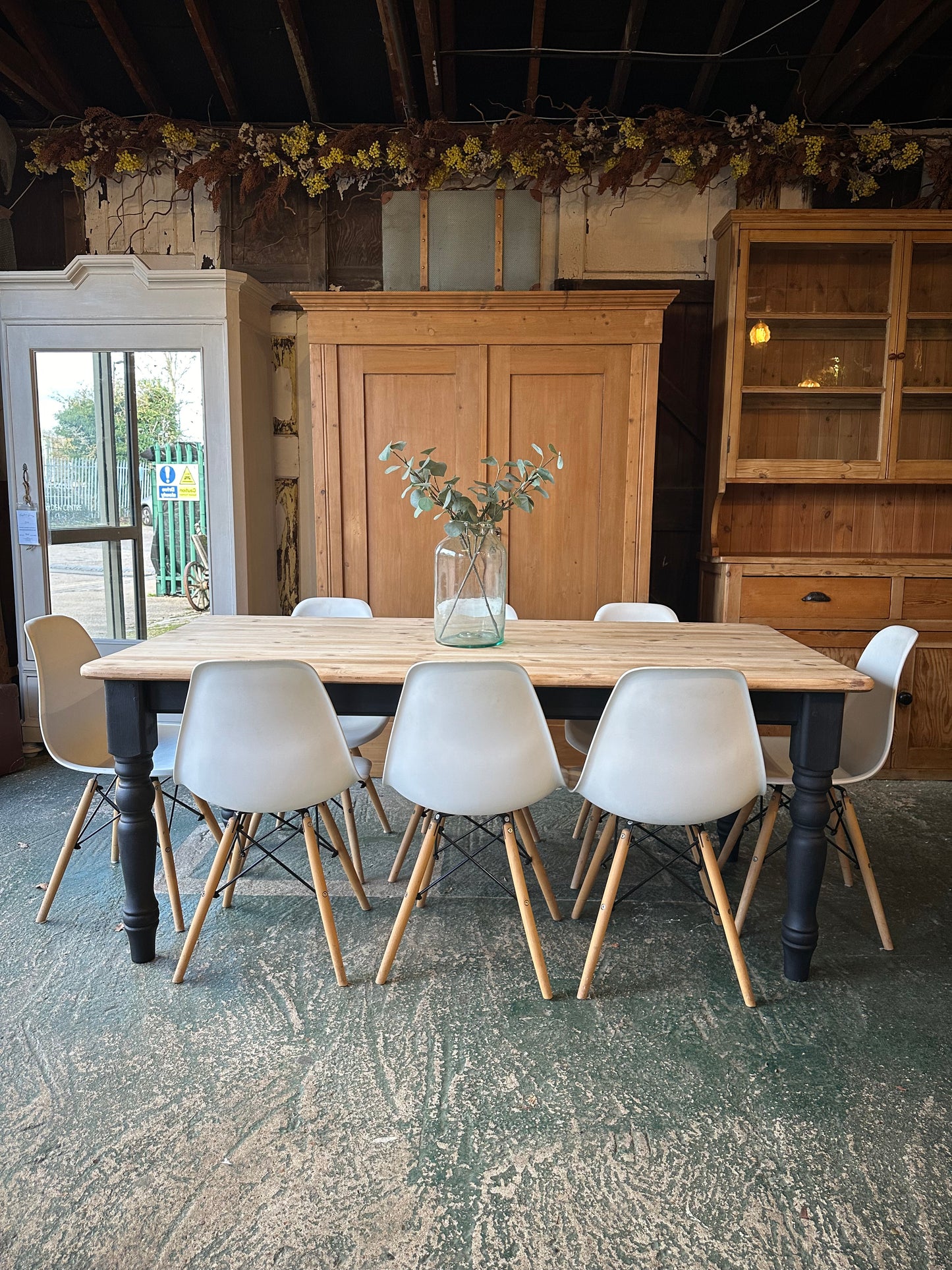 Rustic farmhouse table 8 seater