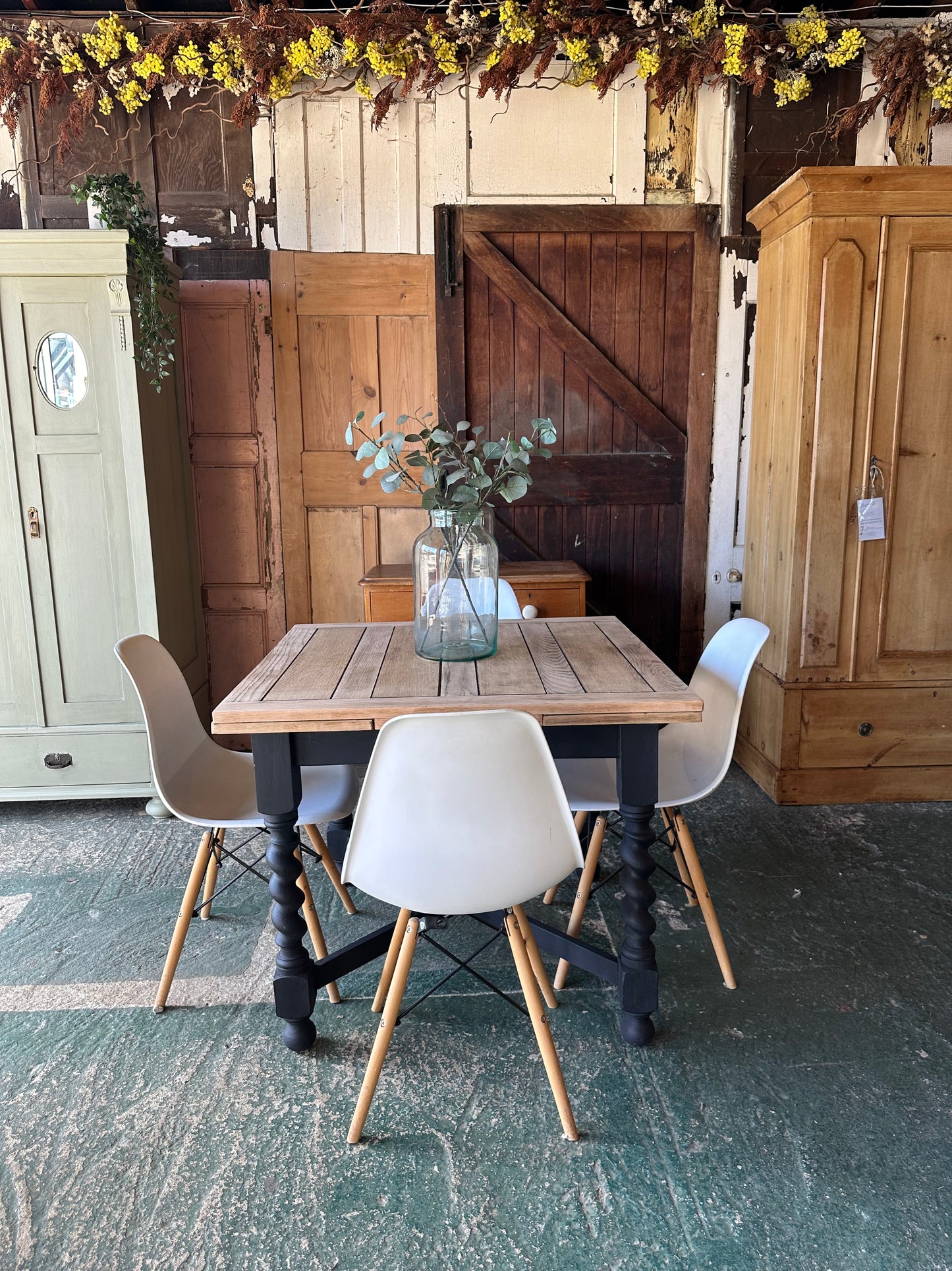 Oak Barley Twist Draw Leaf Table