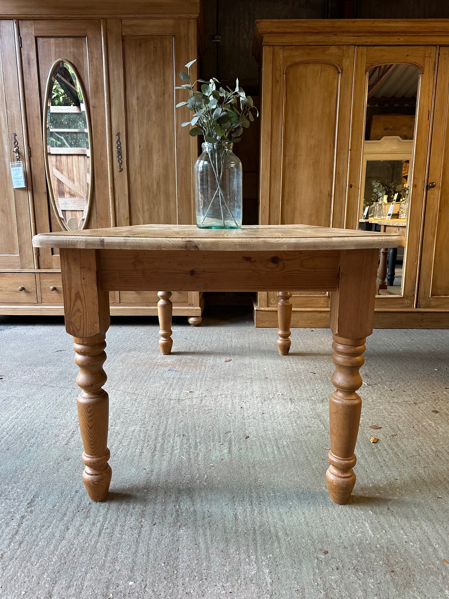 Farmhouse table large 6 seater
