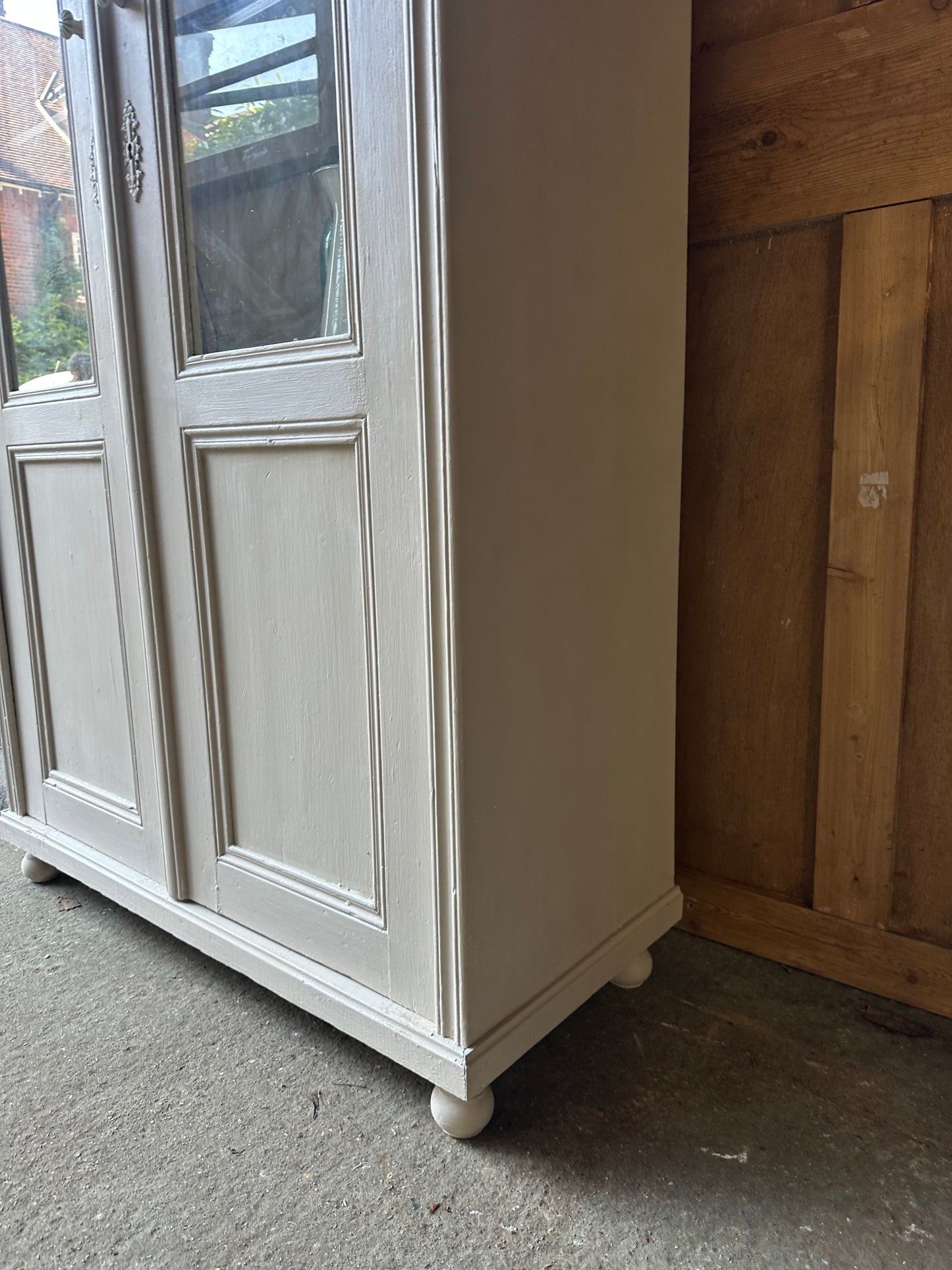 Vintage display cabinet / armoire / linen press / dresser