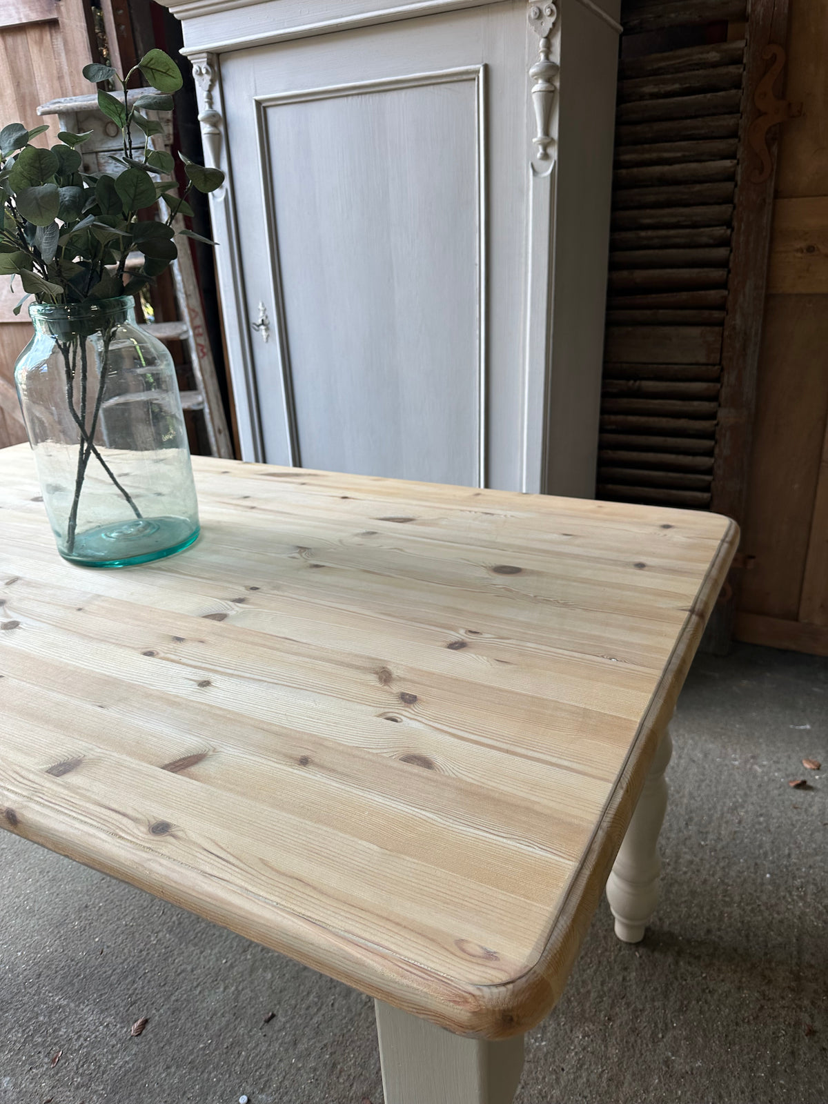 Farmhouse table 6 seater