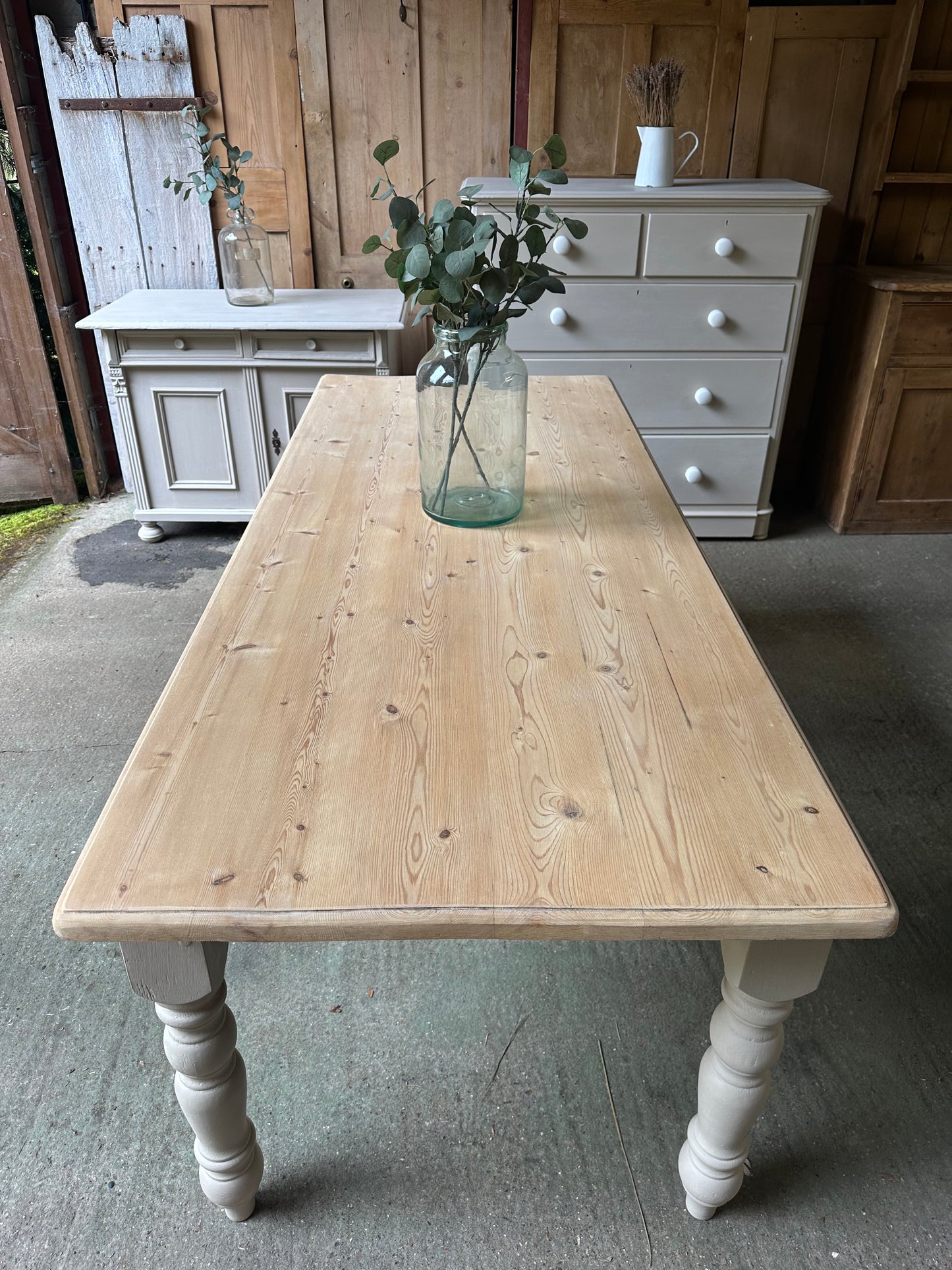 Farmhouse table 8 seater