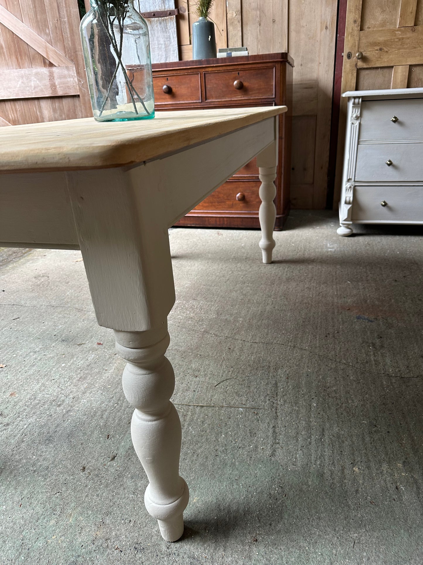 Farmhouse table 8 seater