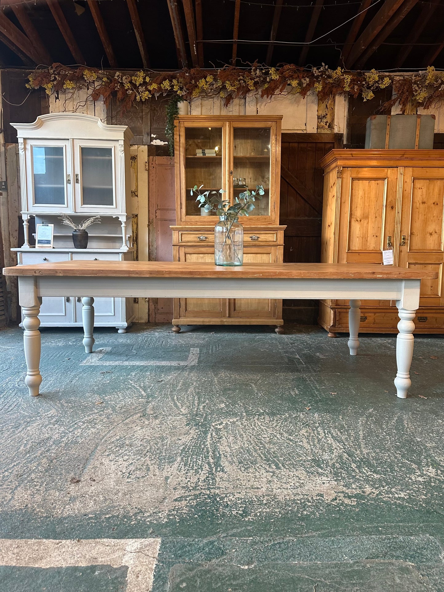 Farmhouse table 10 seater