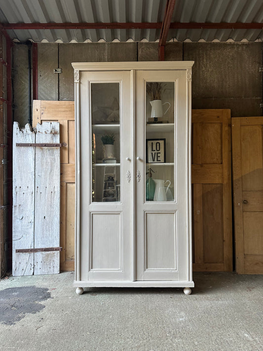 Vintage display cabinet / armoire / linen press / dresser