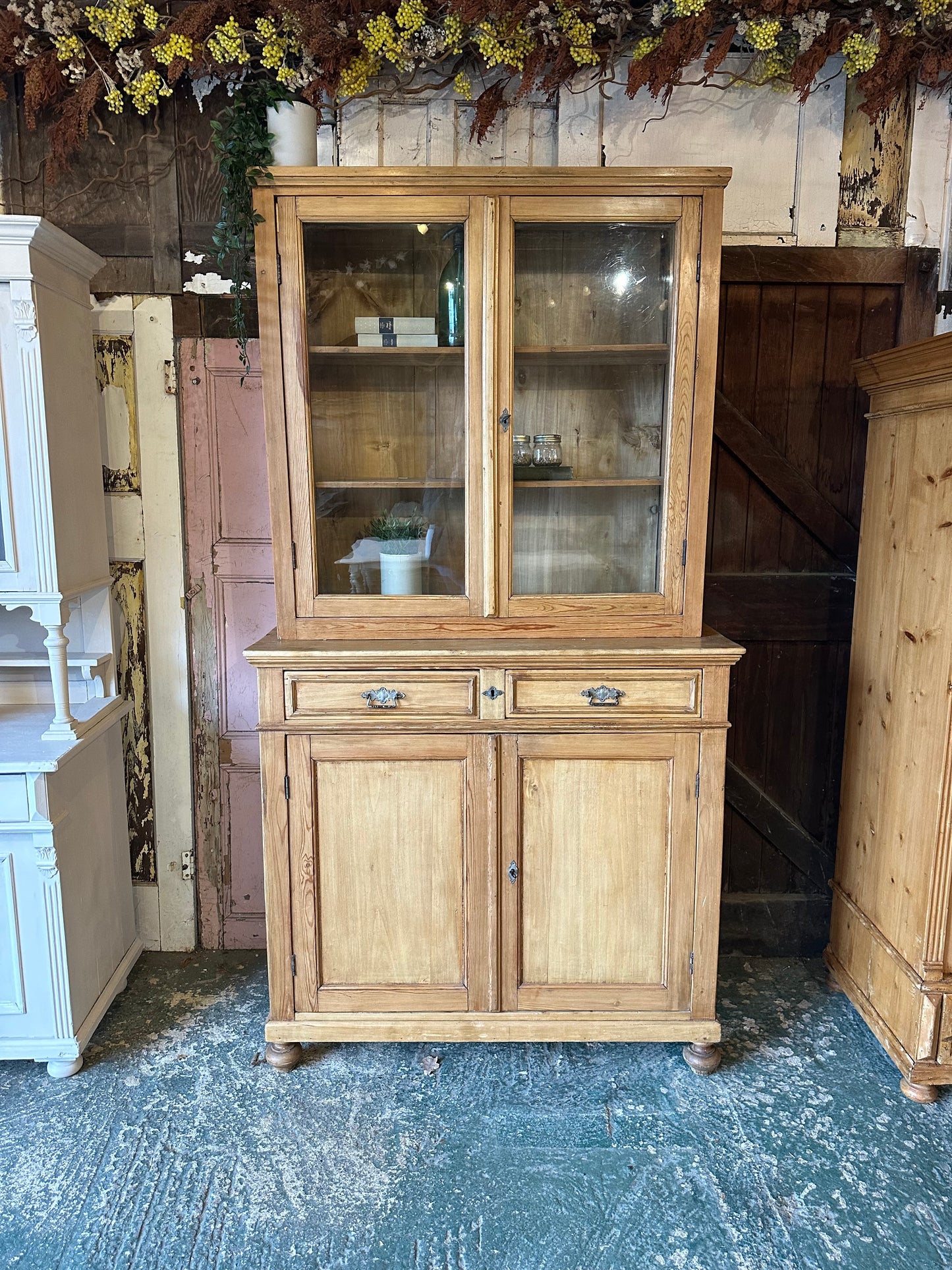 Vintage glazed dresser