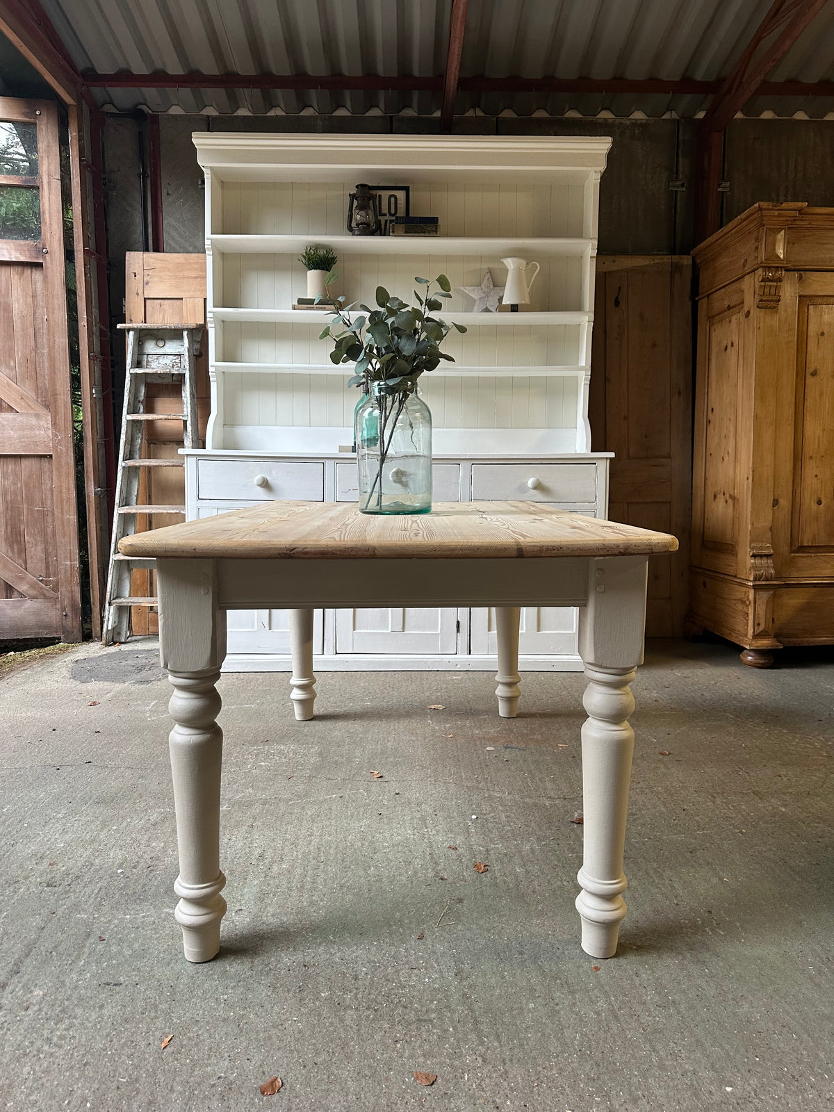 Farmhouse table 6 seater