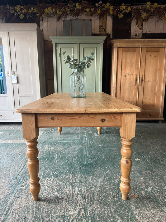 Rustic farmhouse table 8 seater