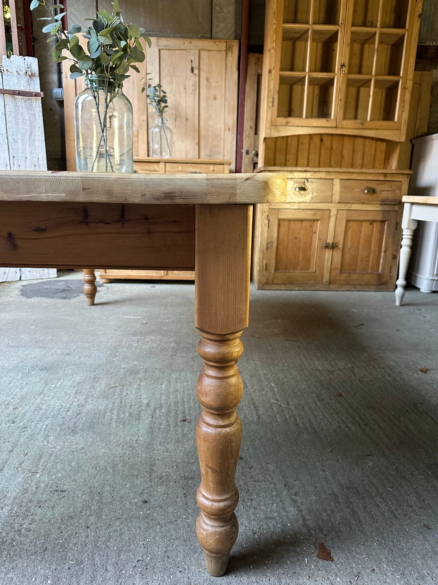 Farmhouse table large 8 seater