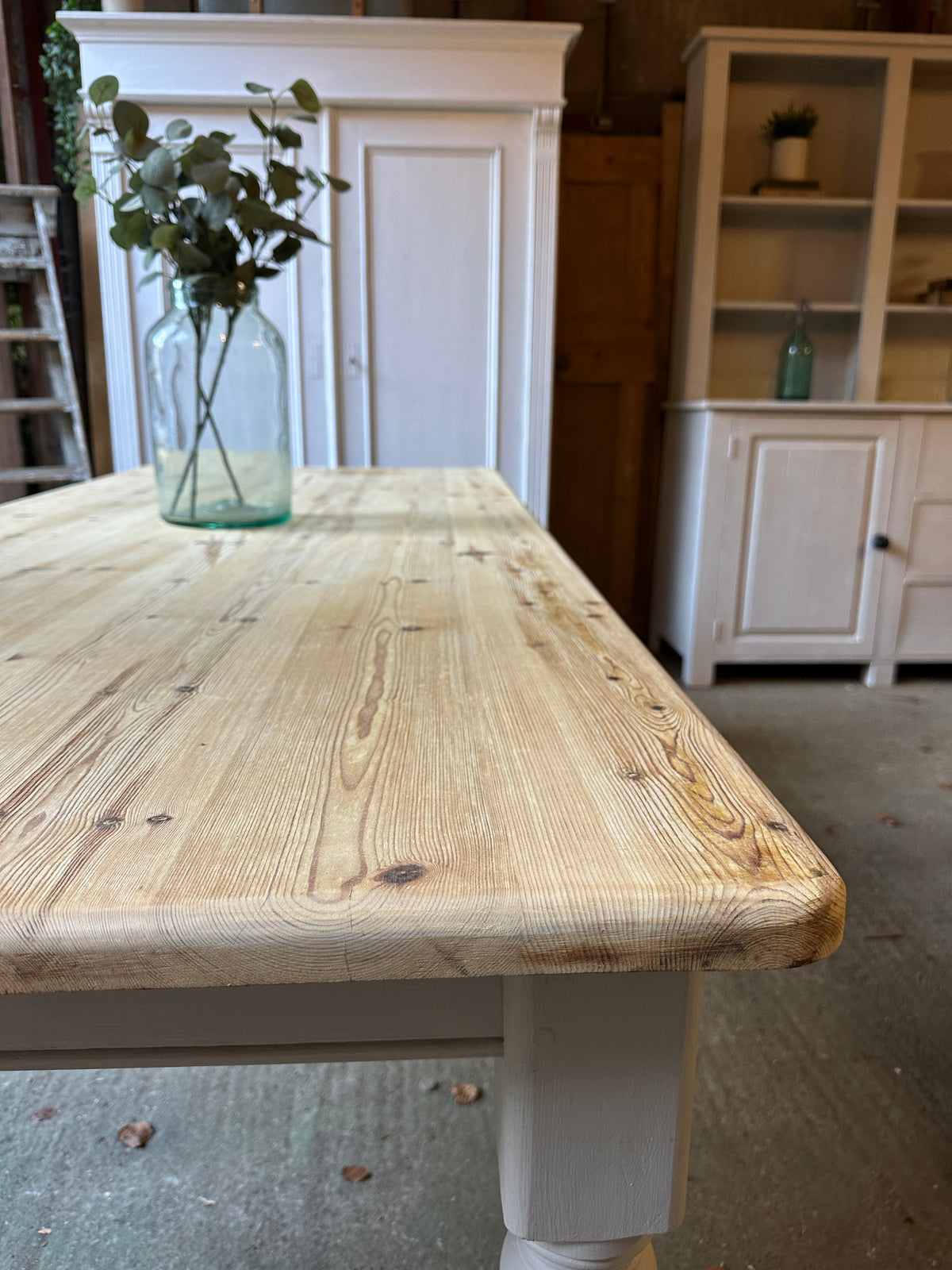 Farmhouse table large 8 seater