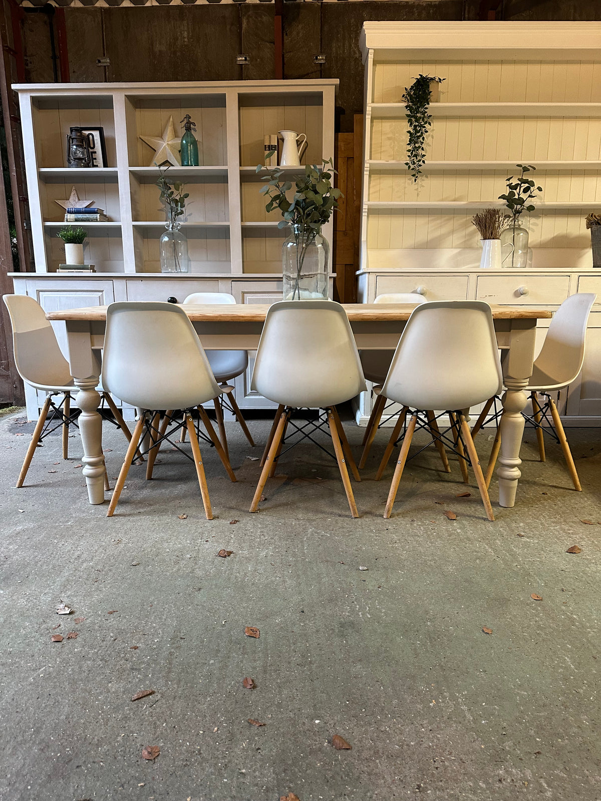 Farmhouse table 8 seater