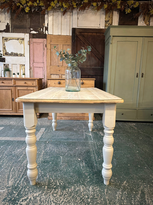 Rustic farmhouse table 6 seater