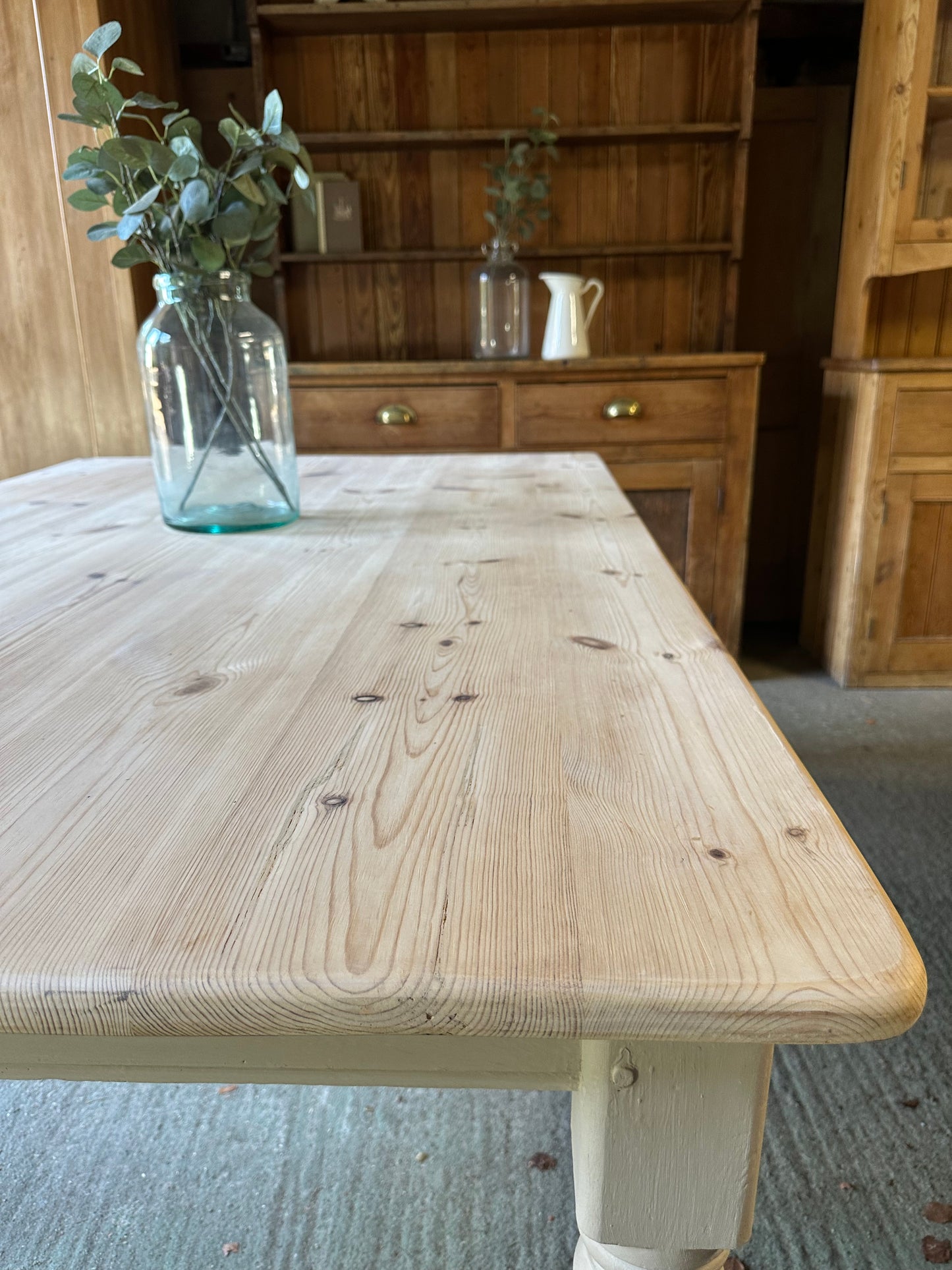 Farmhouse table 8 seater