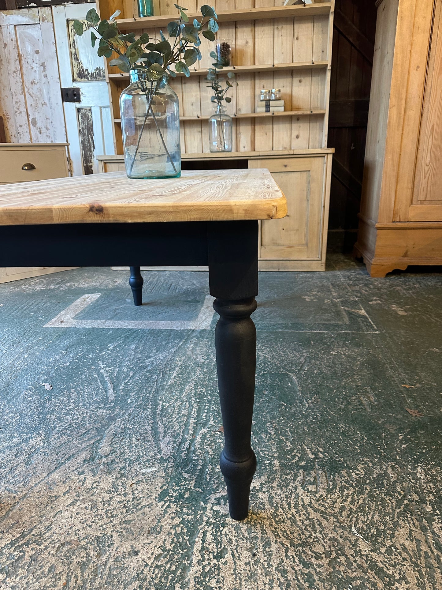 Rustic farmhouse table large 6 seater