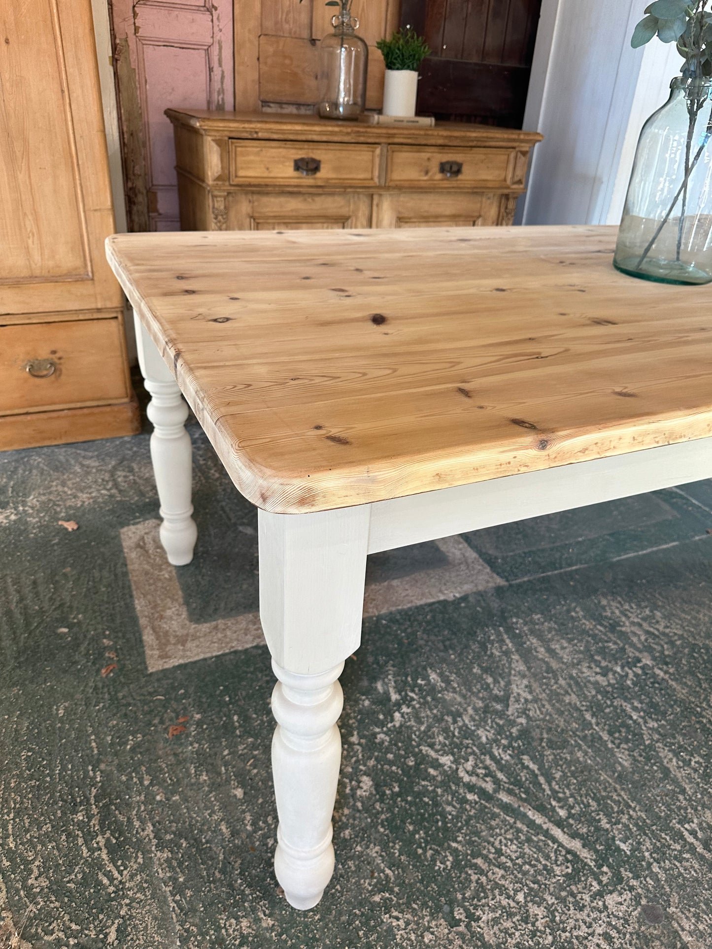 Rustic farmhouse table 8 seater