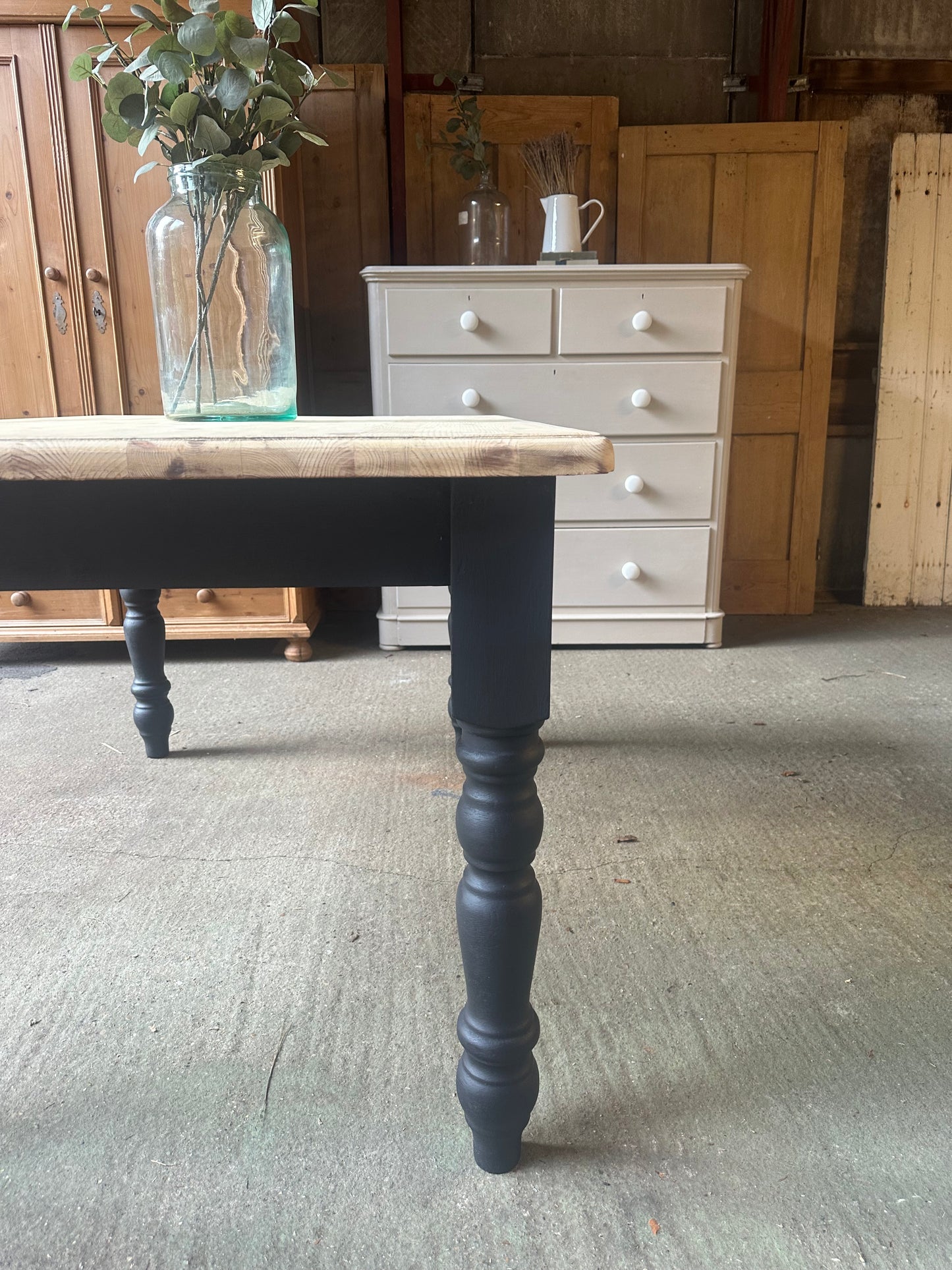 Farmhouse table 6 seater