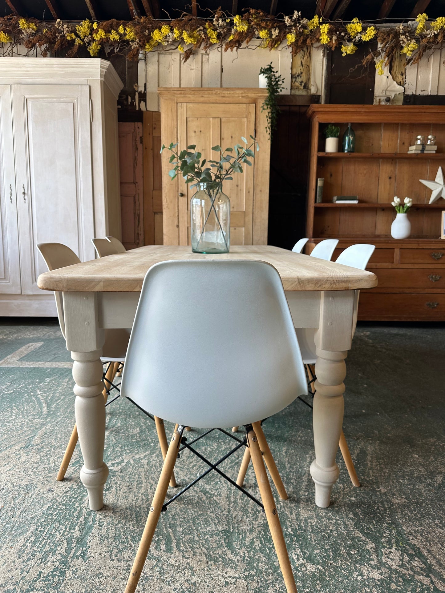 Rustic farmhouse table 8 seater