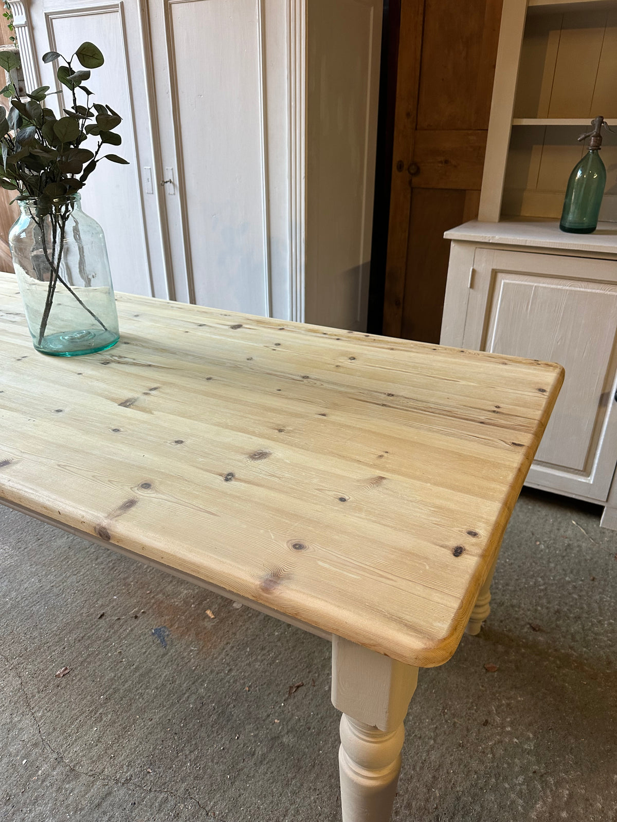 Farmhouse table large 8 seater