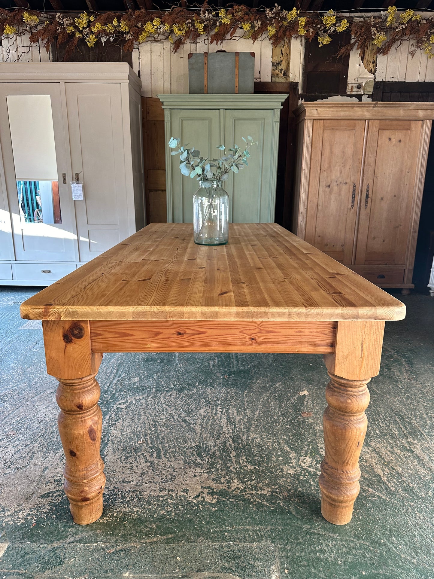 Rustic farmhouse table 10 seater
