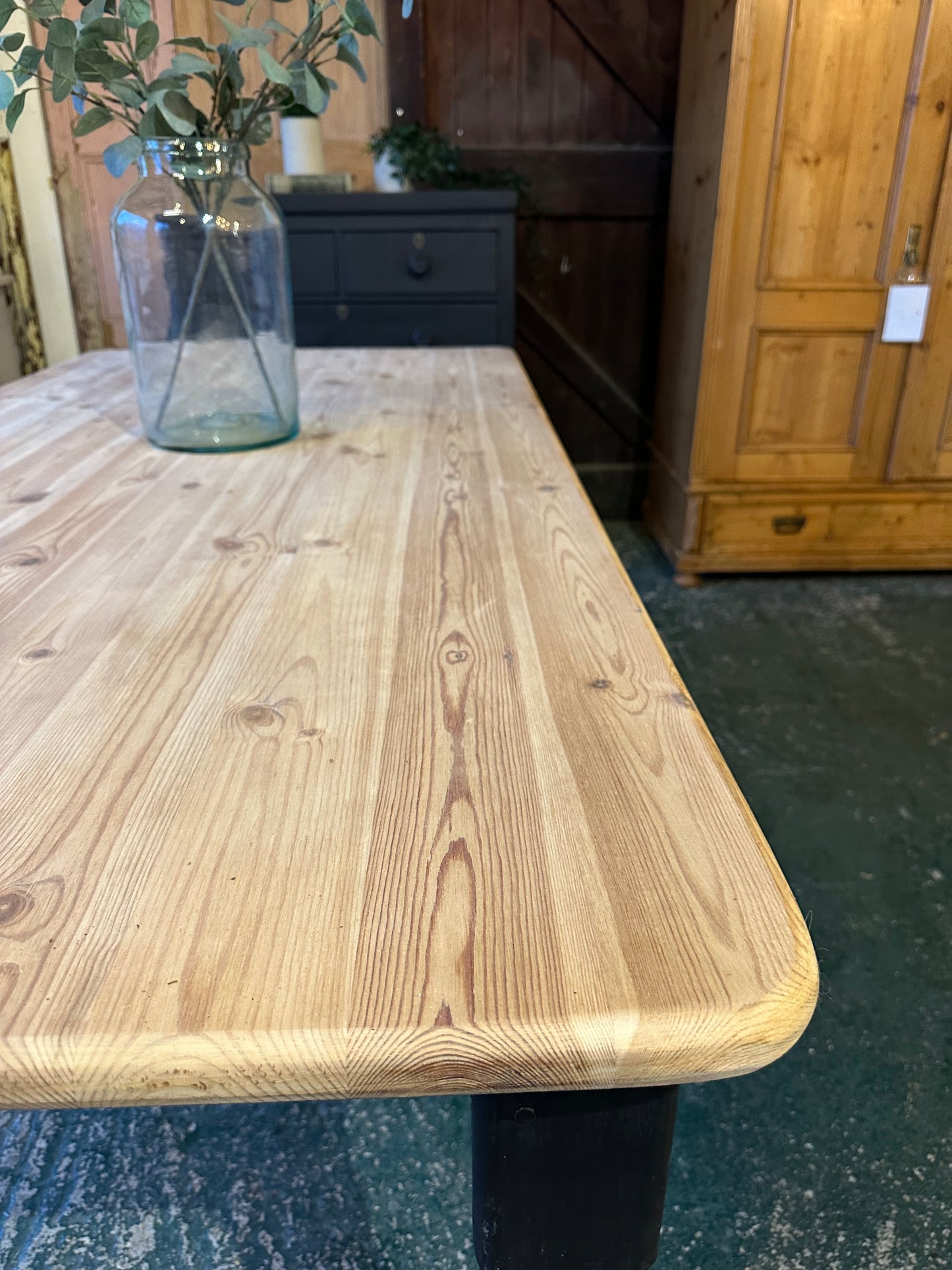 Farmhouse table 8 seater