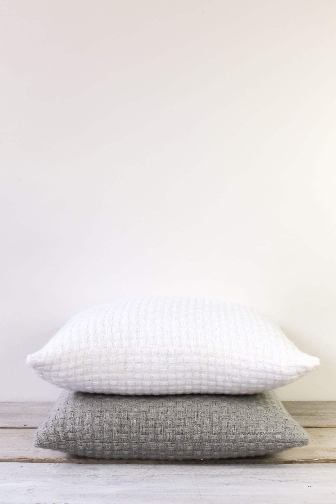 Hallen White Basketweave Cushion